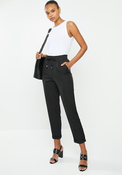 edit - Pull on tapered pant - black