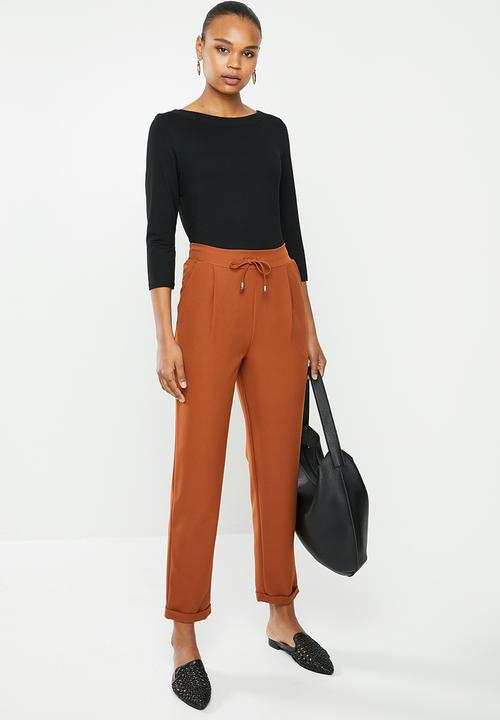 edit - Pull on tapered pant - rust 