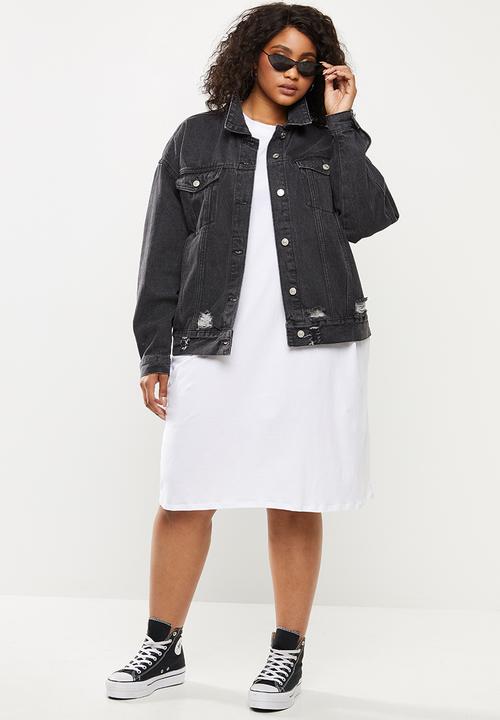 Missguided - Oversized denim jacket with rips - black