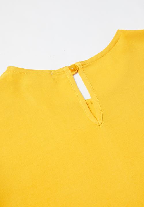 Superbalist - Styled 3/4 sleeve dress - yellow