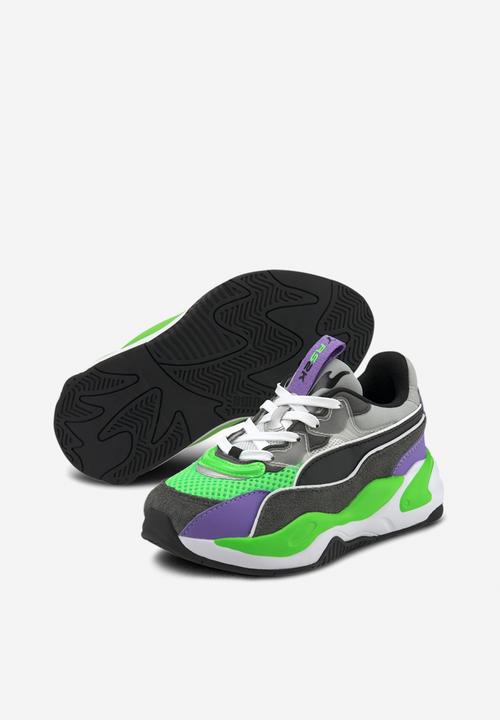 dark green puma shoes