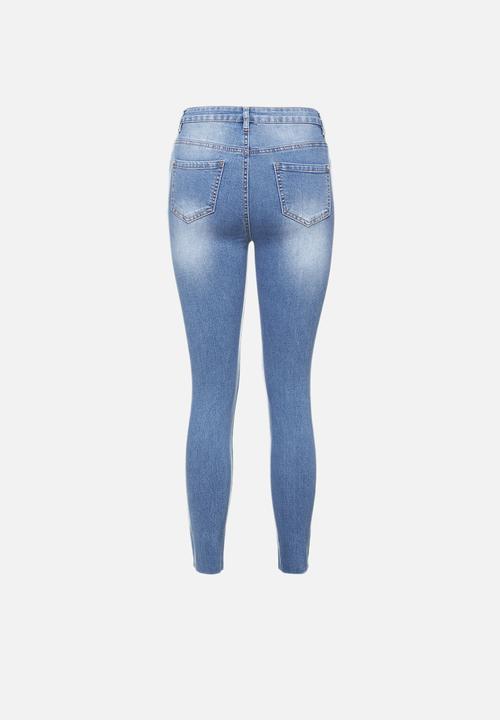Missguided - Petite sinner clean distress - blue