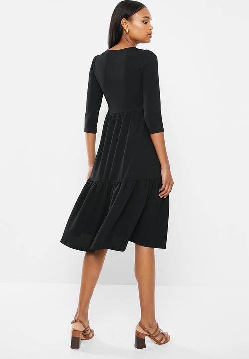 edit - Tiered knit dress- black