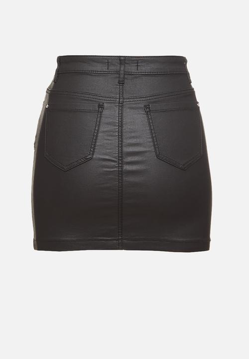 Missguided - Petite coated superstretch mini skirt - black