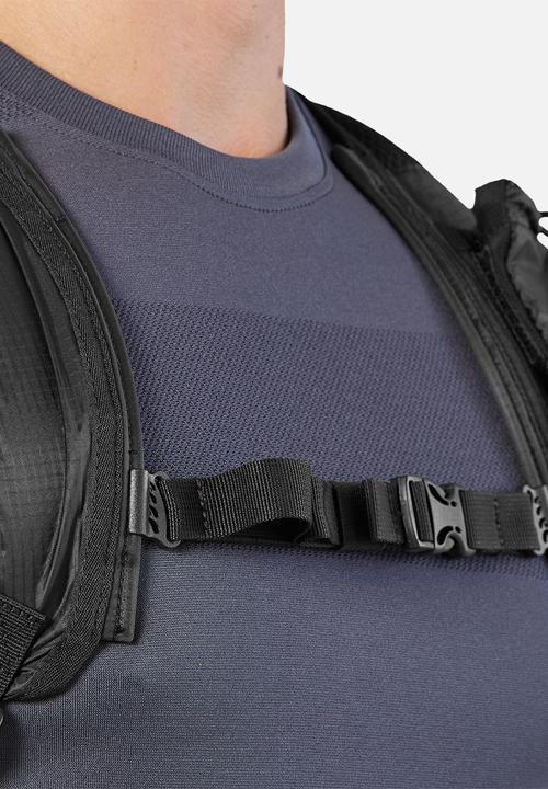 ASICS - Lightweight running backpack - black