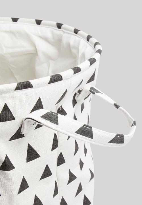 Bathroom Solutions - Triangle laundry basket - black & white