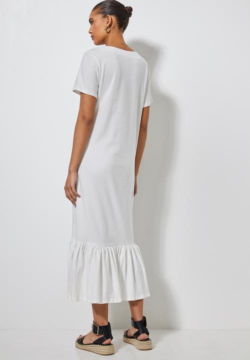 Superbalist - V-neck dress with tiered hem - milk