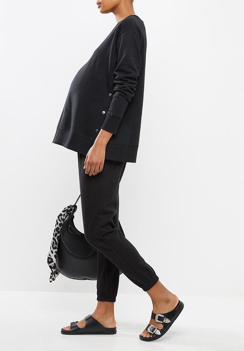 Cotton On - Maternity button side fleece - black