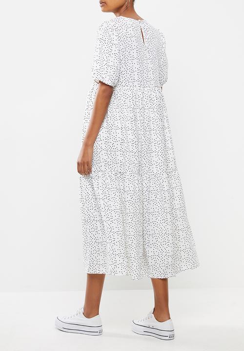 Missguided - Maternity short sleeve polka dot maxi smock dress - white