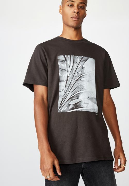 Cotton On - Tbar photo T-shirt - washed black