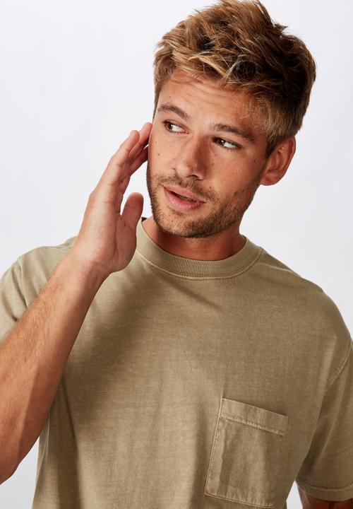 Cotton On - Loose fit washed pocket tee - stone