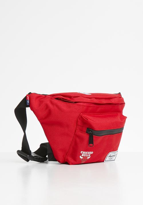 Herschel Supply Co. - Seventeen - hip packs - Chicago Bulls - red