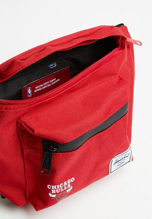 Herschel Supply Co. - Seventeen - hip packs - Chicago Bulls - red
