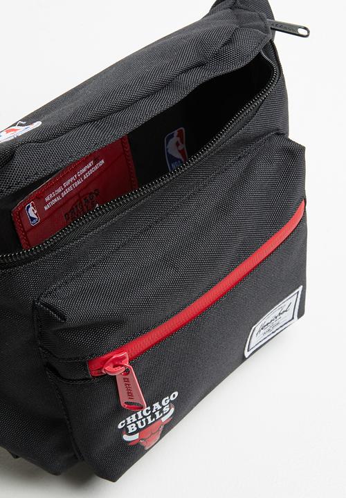 Herschel Supply Co. - Seventeen - hip packs - Chicago Bulls - black
