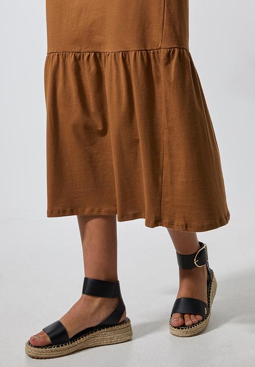 Superbalist - Trapeze T-shirt dress - tobacco