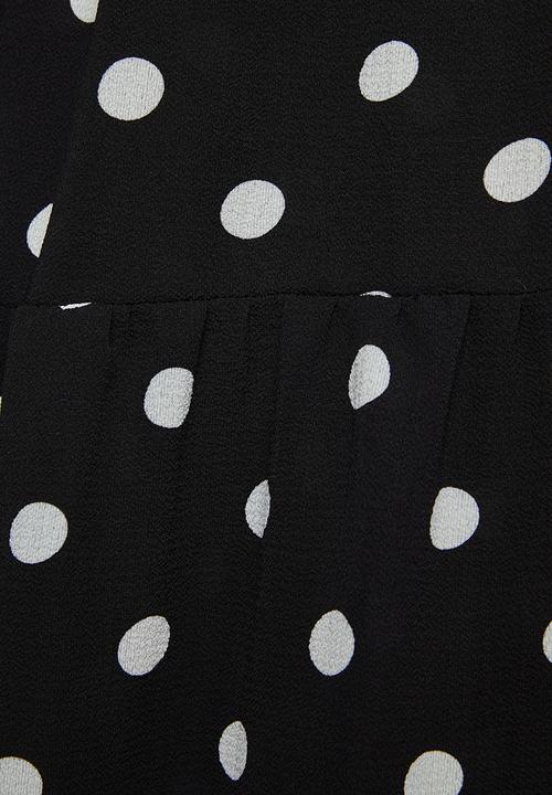 Superbalist - High neck tiered dress - black & white