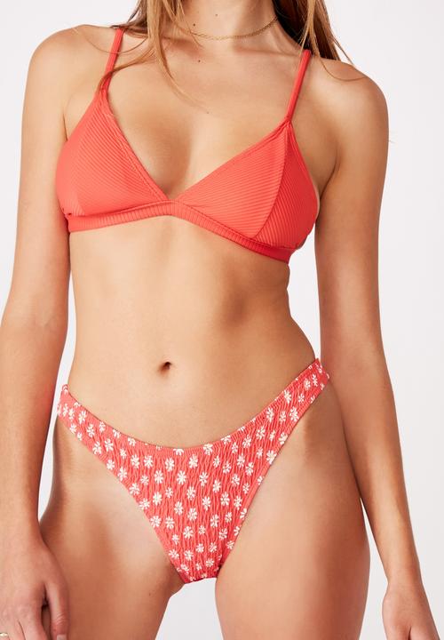 Cotton On - Fixed triangle bikini top -spicy red rib