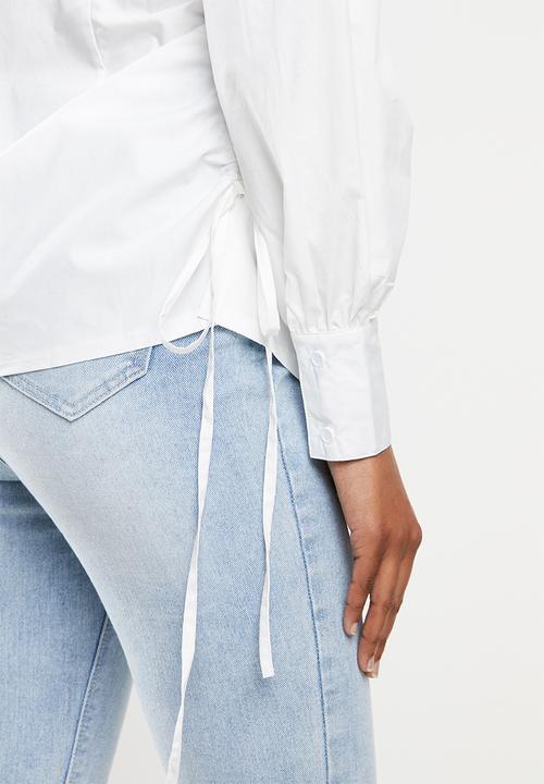 Missguided - Poplin fitted ruched side longline shirt - white