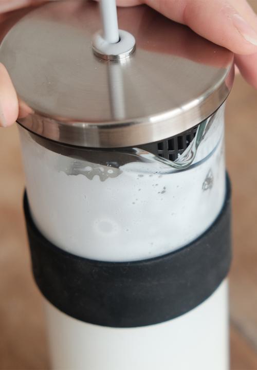 Barista & Co - Milk frother with silicone grip - steel