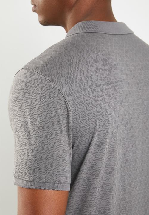 GUESS - Short sleeve geometric polo - grey