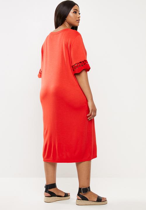 JUNAROSE - Fara below knee dress - red