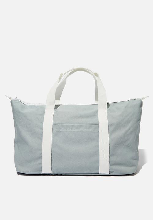 typo duffle bag