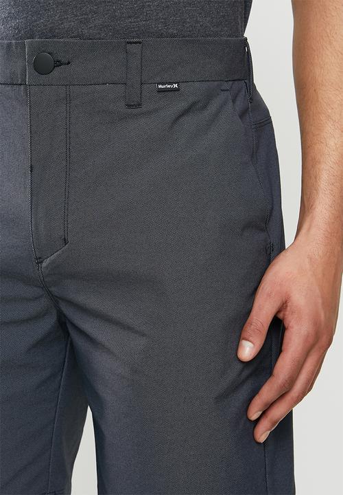 Hurley - Dri-fit chino shorts 19" - black