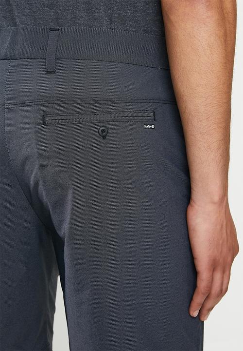 Hurley - Dri-fit chino shorts 19" - black