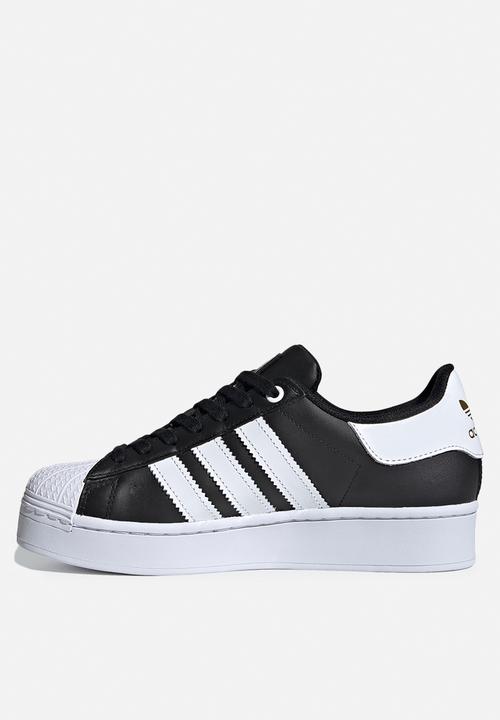 adidas Originals - Superstar plateau - black / white