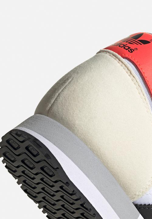 adidas Originals - USA 84 - white / core black / solar red