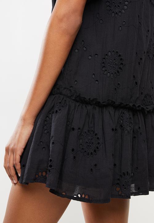 Missguided - Broderie ruffle shirt smock dress - black
