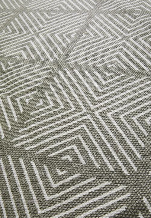 Sixth Floor - Prague printed outdoor rug - grey