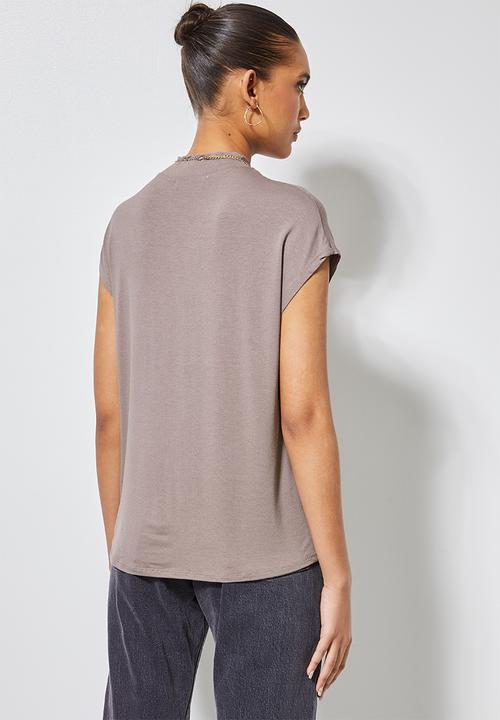 Superbalist - High neck grown on sleeve tee - brown