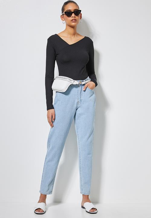 Superbalist - Wide rib asymmetric neckline top - black