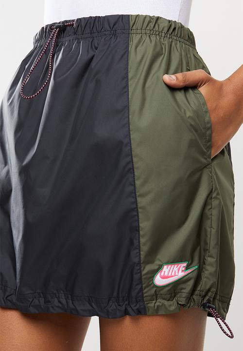 Nike - Nike sportswear icon clash skirt - black & twilight marsh