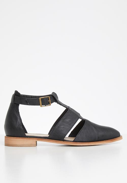 Superbalist - Angela fisherman shoe - black