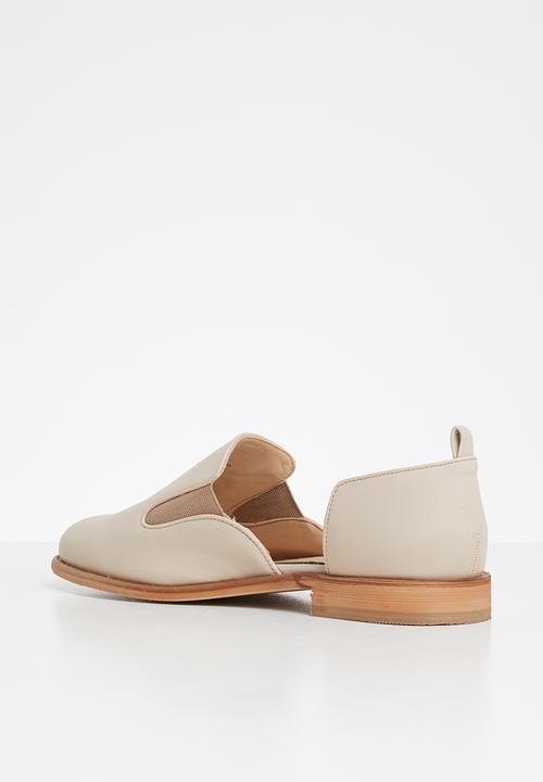 Superbalist - Gina loafer - neutral