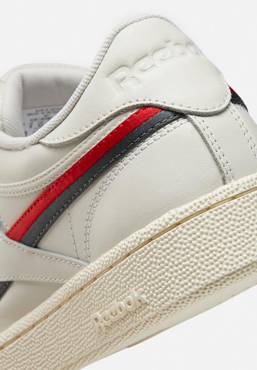 Reebok Classic - Club c revenge - chalk/vector red/true grey 7