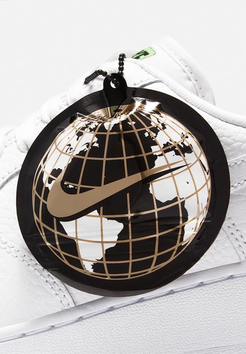 Nike - Air Force 1 '07 SE - Worldwide
