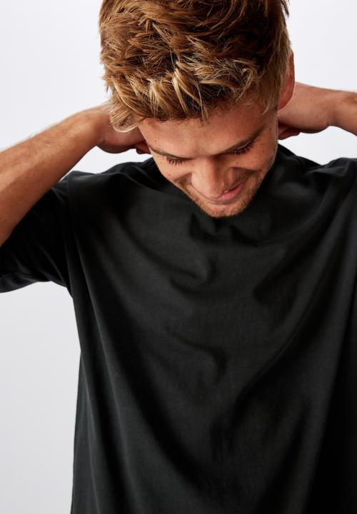 Cotton On - Oversized droptail - washed black