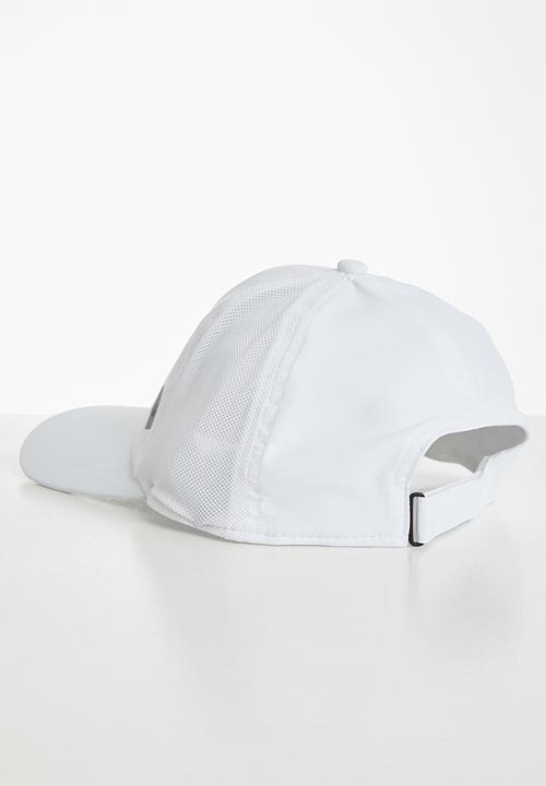 ASICS - Essential 6 panel cap - white