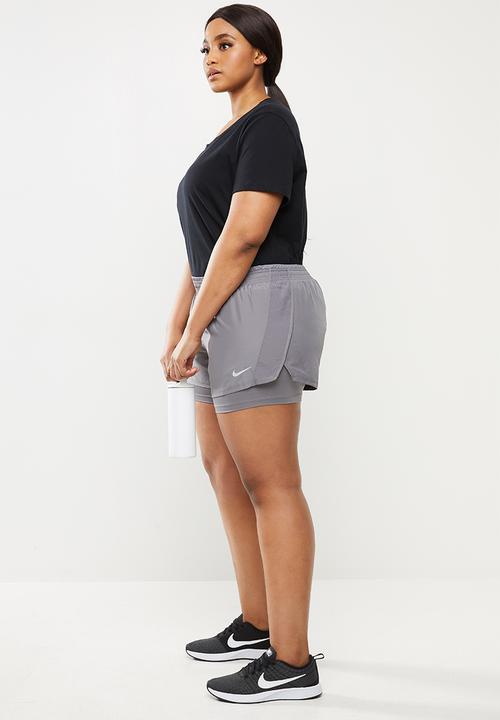 Nike - Plus 2 in 1 shorts - grey