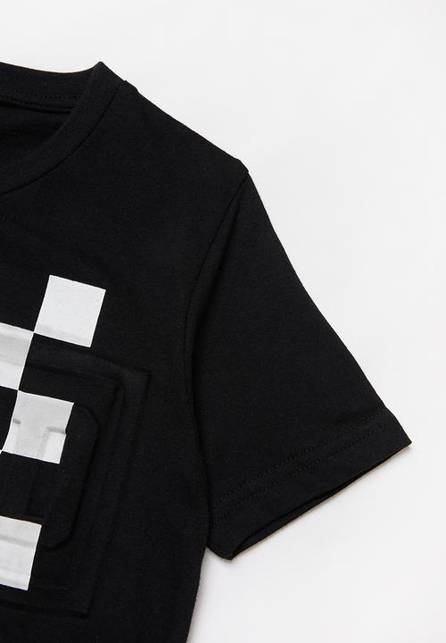 Rebel Republic - Tween boys graphic tee - black & white