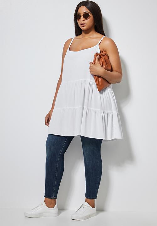 Superbalist - Tiered longer length cami - white
