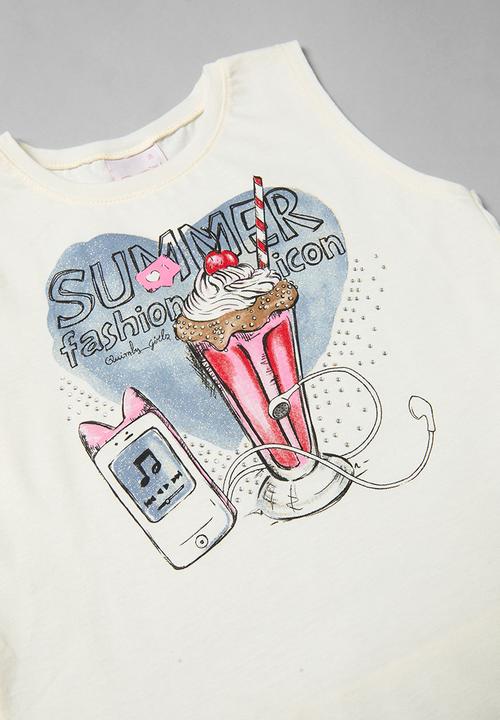 Quimby - Girls top & denim shorts - off white & blue 