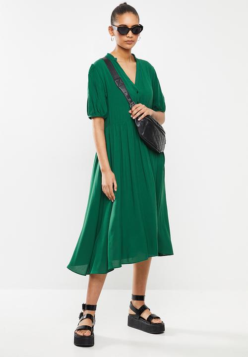 Blake - Midi tiered dress with short puff sleeve - green 