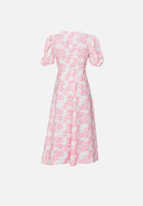 Glamorous - Petite floral maxi with puff sleeves - pink & white 