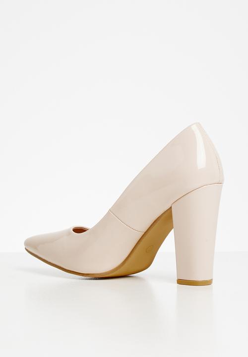 Superbalist - Samantha court block heel - natural