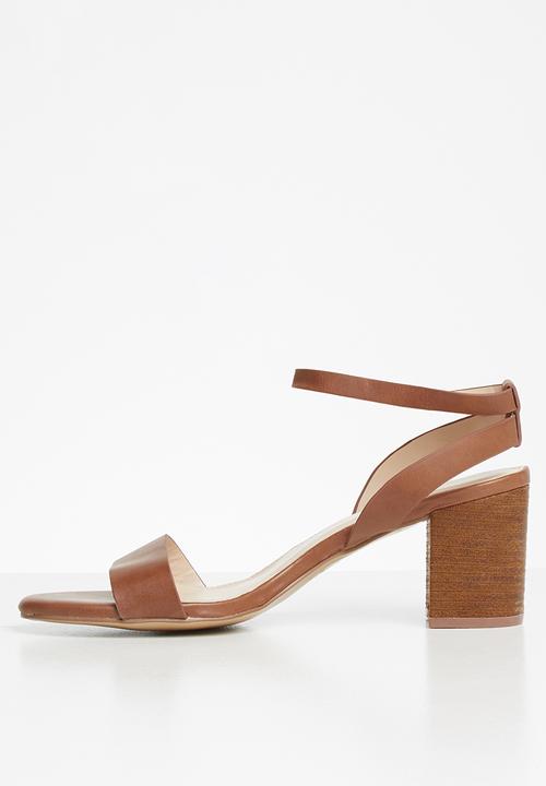 edit - Gerri barely-there heel - tan