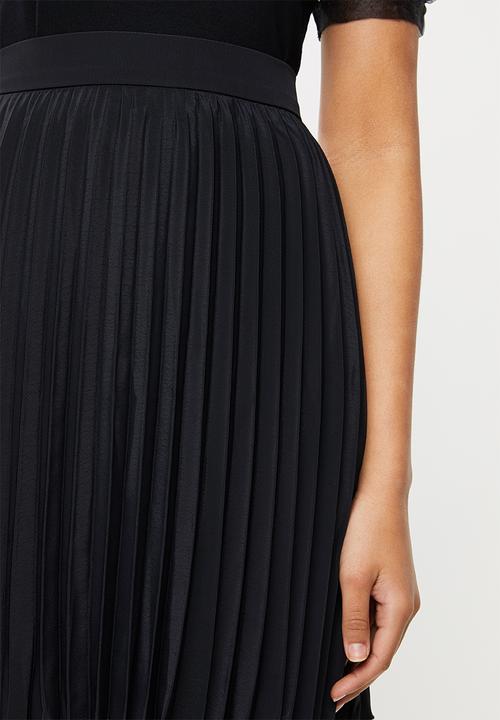 Blake - Satin pleated mini skirt - black